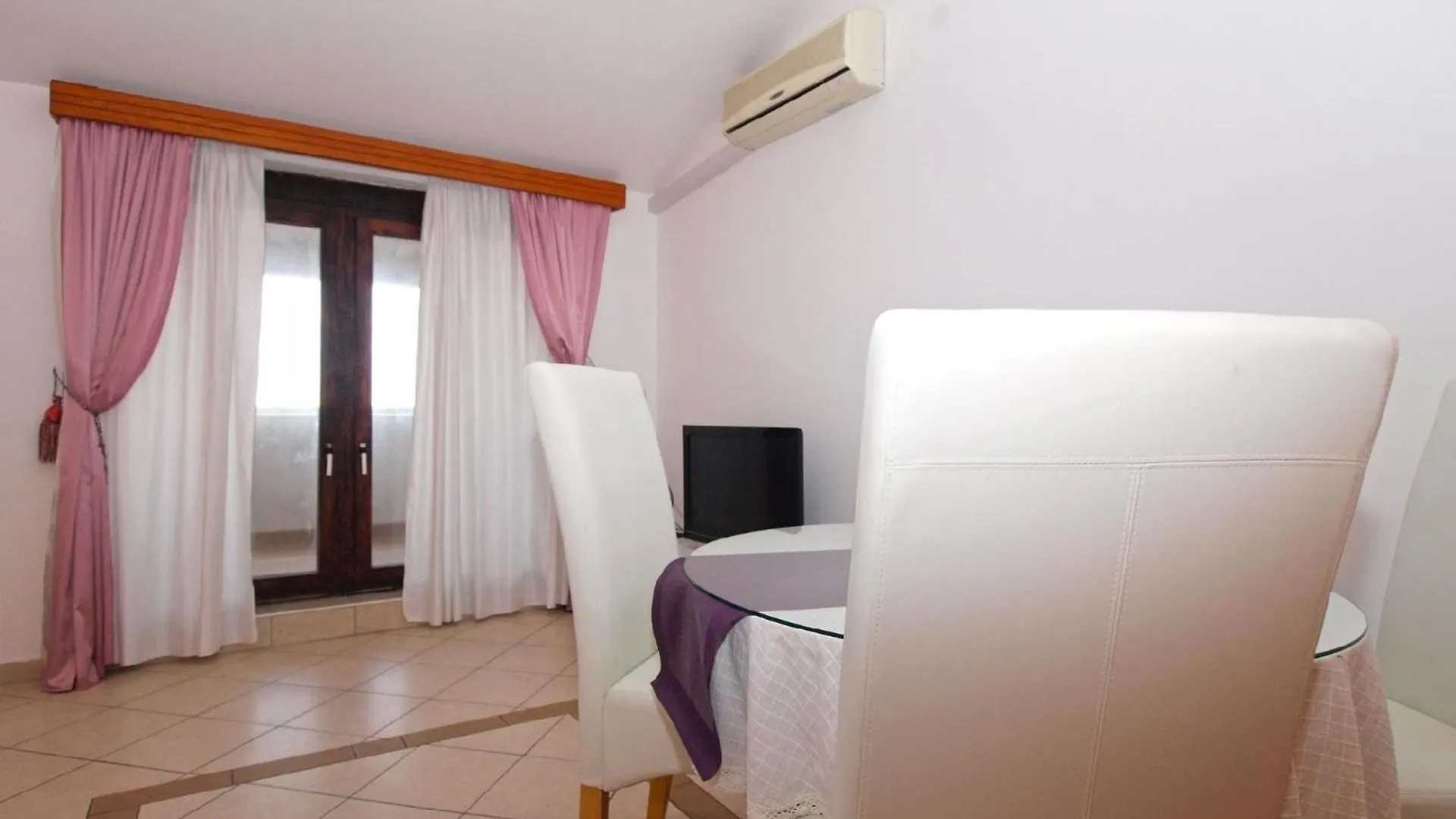 Appartamento Ferienwohnung Fuer 4 Personen Ca 50 Qm In Pula, Istrien Istrische Riviera Croazia